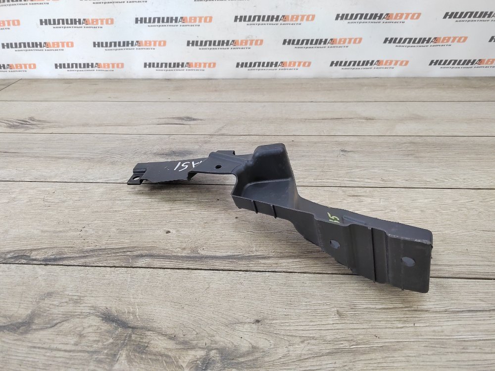 Накладка крыла, 1000 рублей, Москва