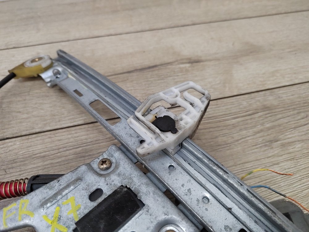 Стеклоподъемник, 2000 рублей, Москва