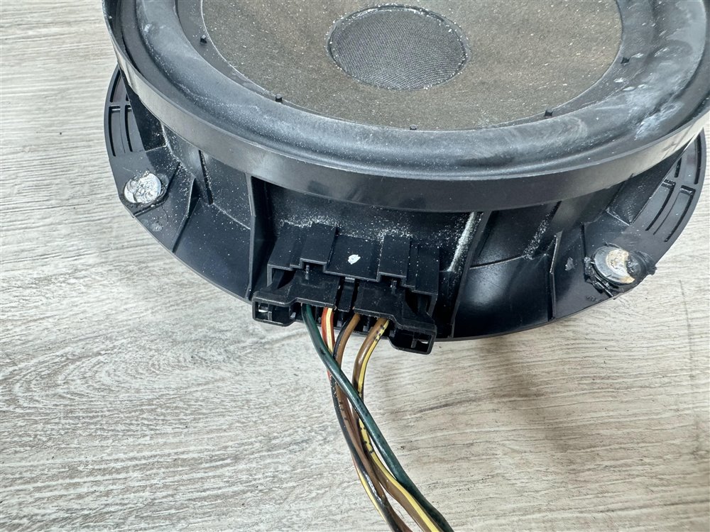 Динамик, 1300 рублей, Севастополь