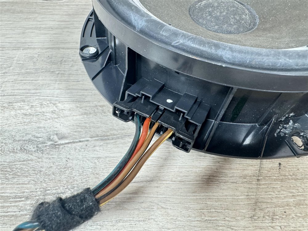 Динамик, 1300 рублей, Севастополь