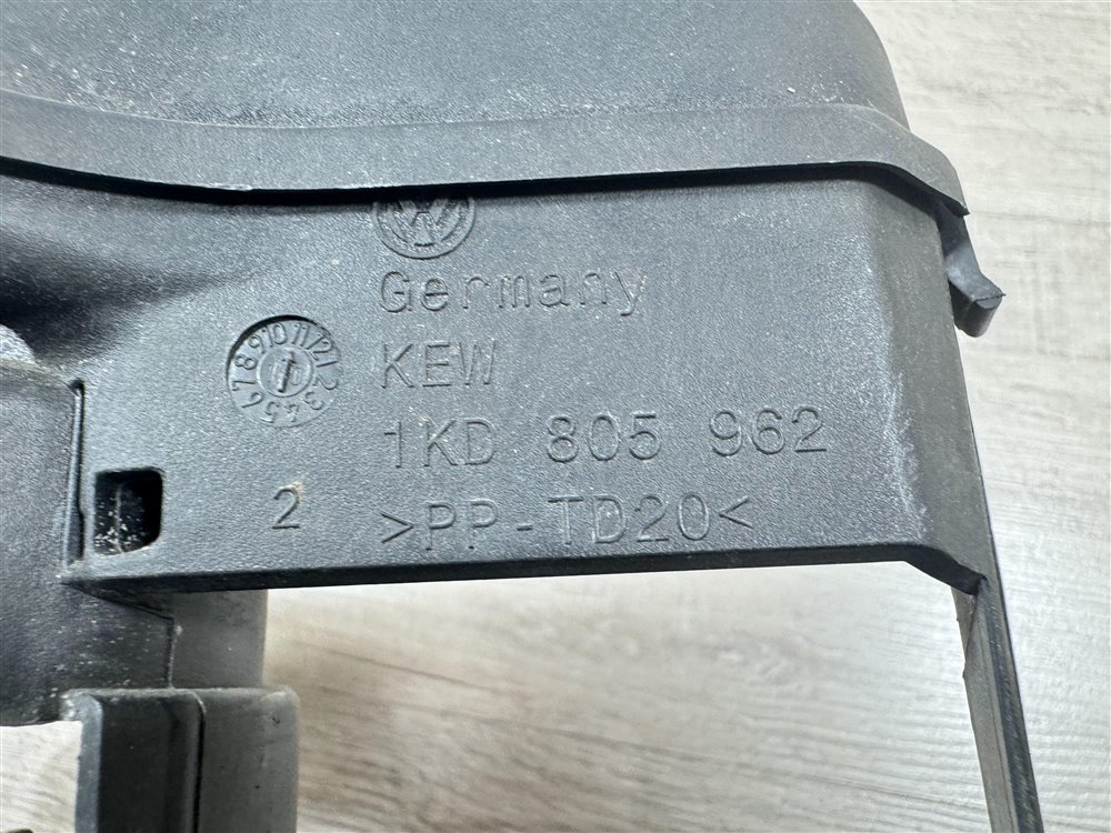 Воздухозаборник, 2000 рублей, Севастополь