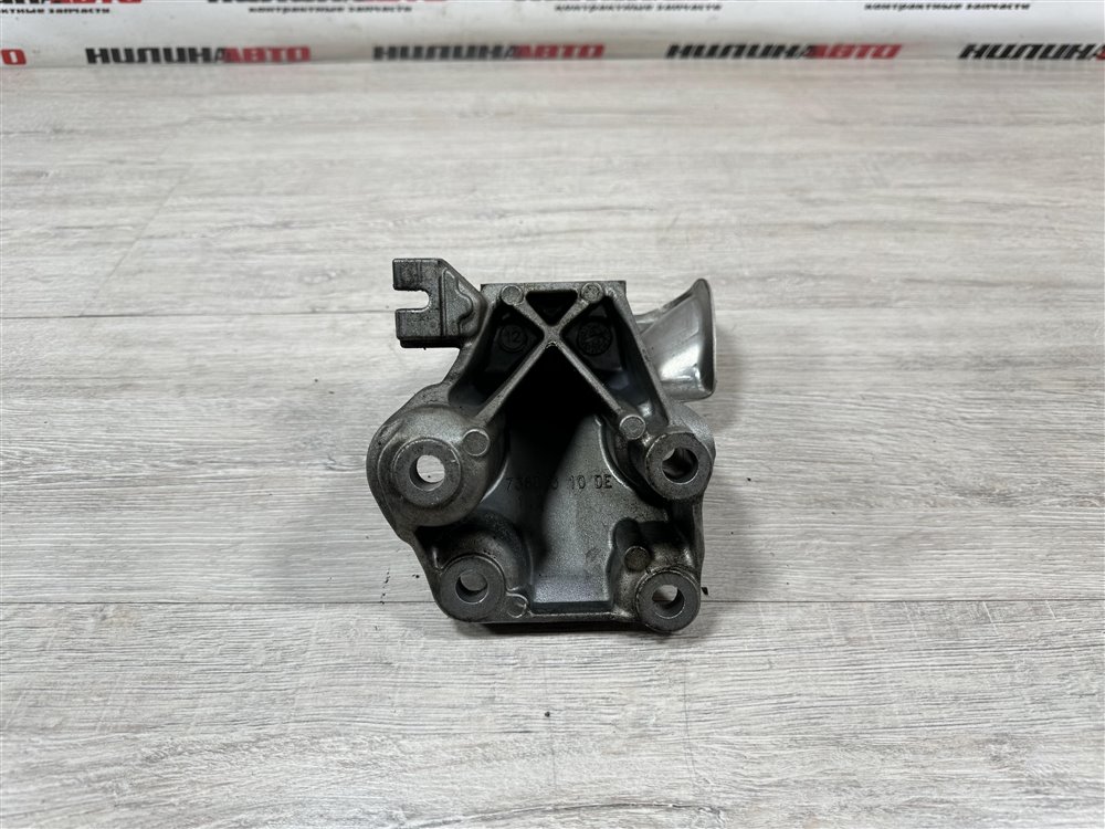 Кронштейн двигателя, 1000 рублей, Севастополь