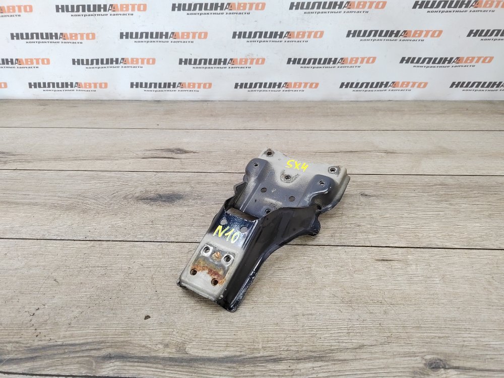 Кронштейн замка капота, 1500 рублей, Москва