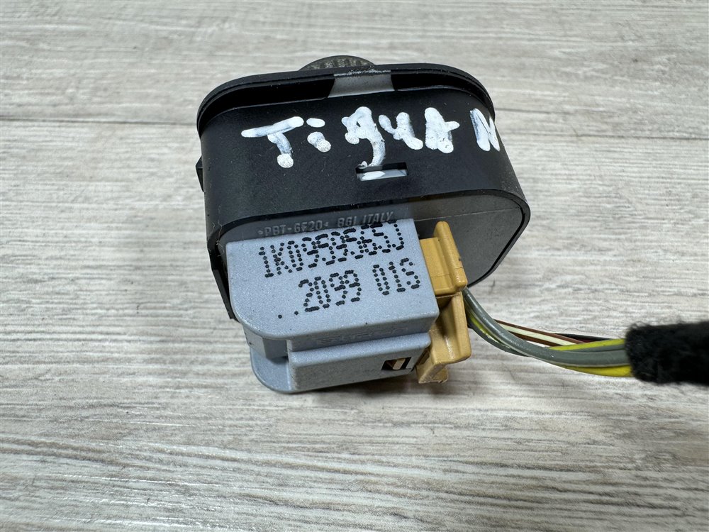 Блок управления зеркалами, 1500 рублей, Севастополь