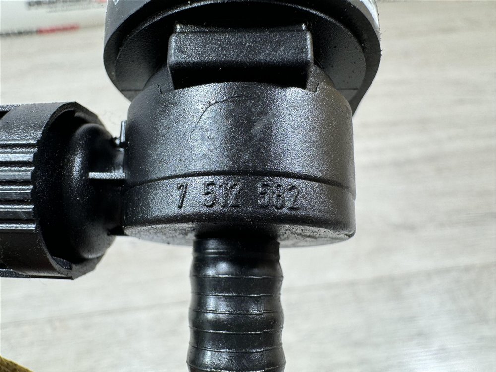 Клапан вентиляции топливного бака, 500 рублей, Севастополь