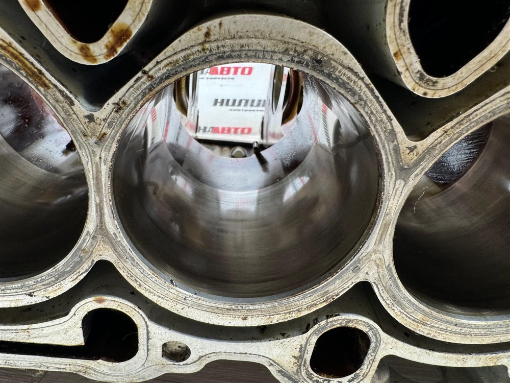 Блок двигателя, 10000 рублей, Севастополь