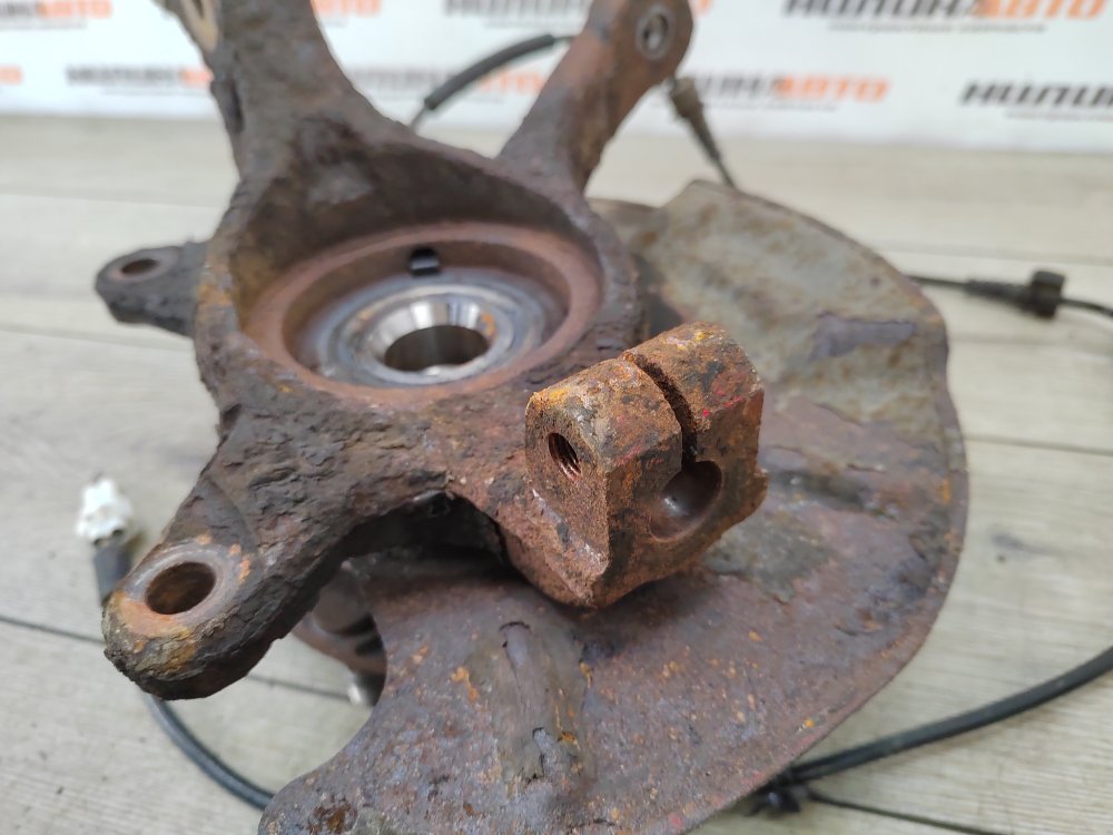 Кулак поворотный, 2000 рублей, Москва