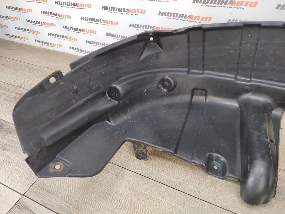 Подкрылок, 800 рублей, Москва