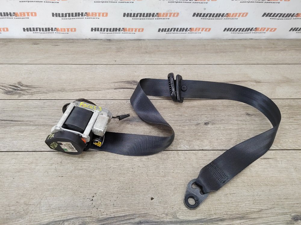 Ремень безопасности, 2000 рублей, Москва