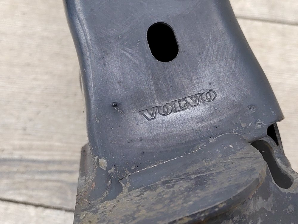 Кронштейн усилителя бампера, 2000 рублей, Москва