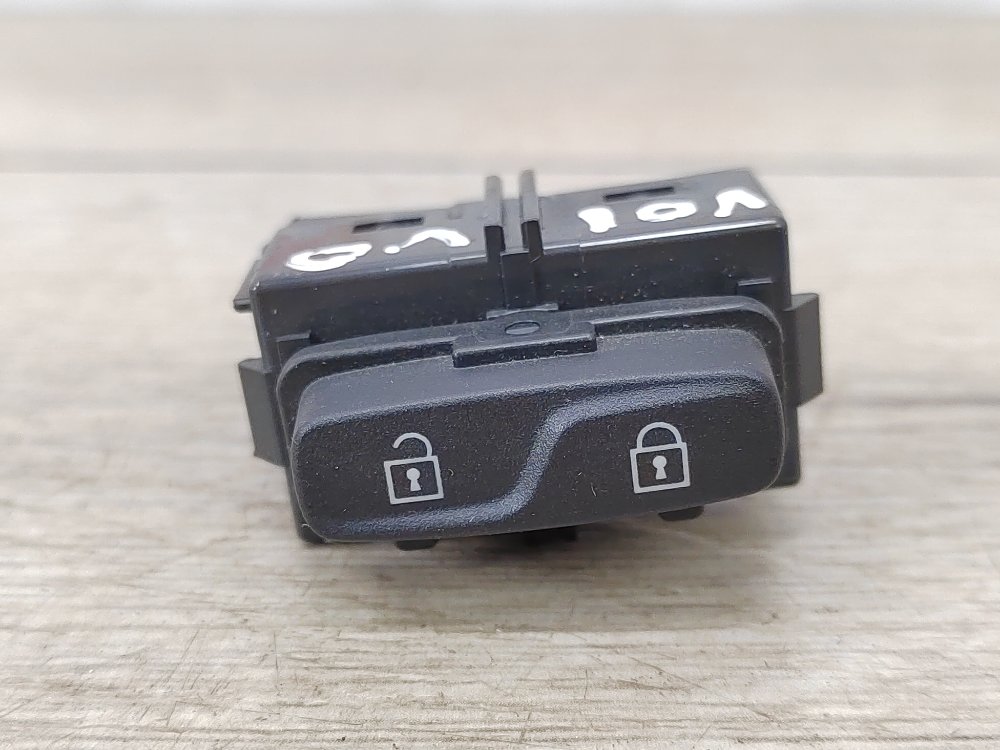 Кнопка центрального замка, 400 рублей, Москва