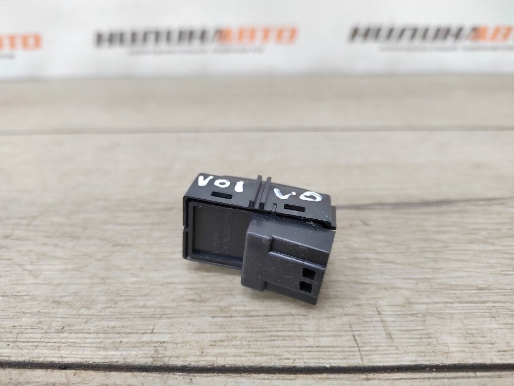 Кнопка центрального замка, 400 рублей, Москва