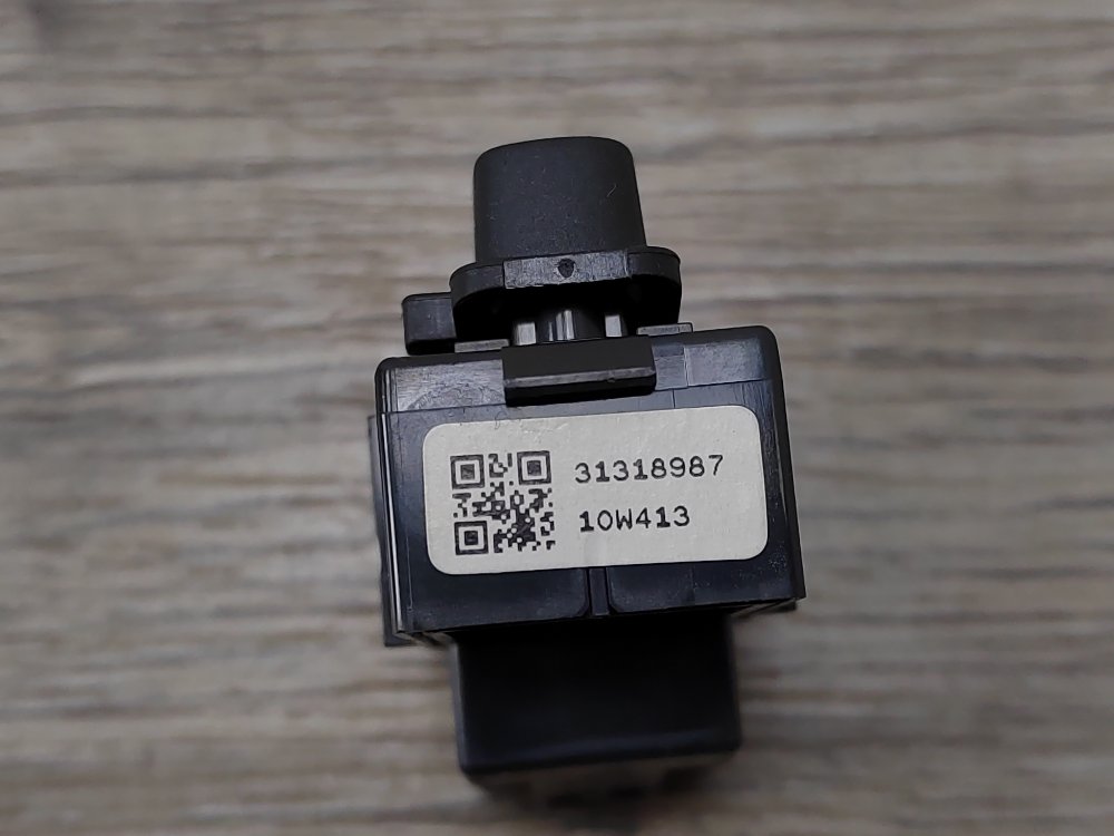 Кнопка центрального замка, 400 рублей, Москва