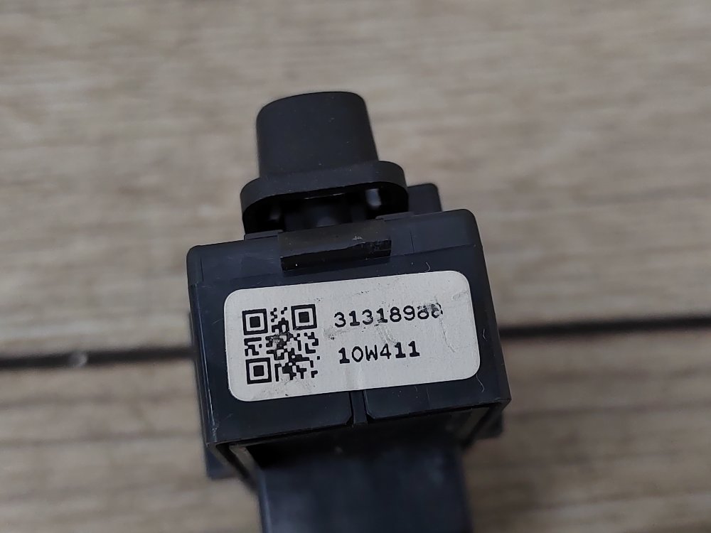 Кнопка центрального замка, 400 рублей, Москва