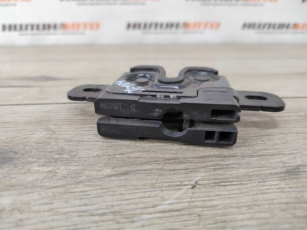 Замок капота, 1700 рублей, Москва