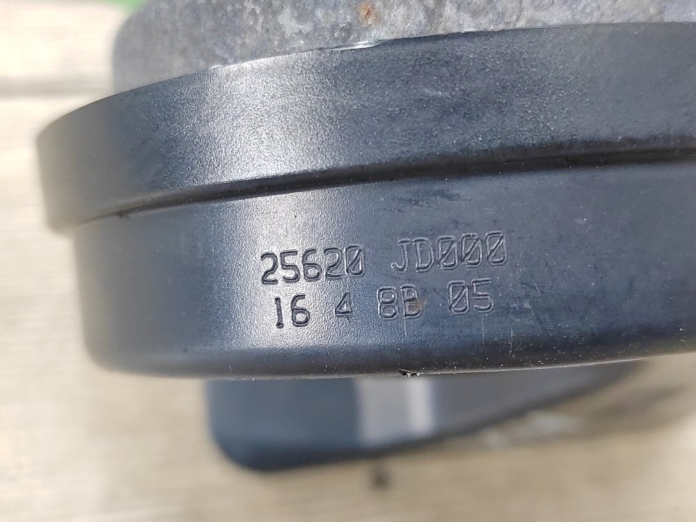 Звуковой сигнал, 700 рублей, Москва