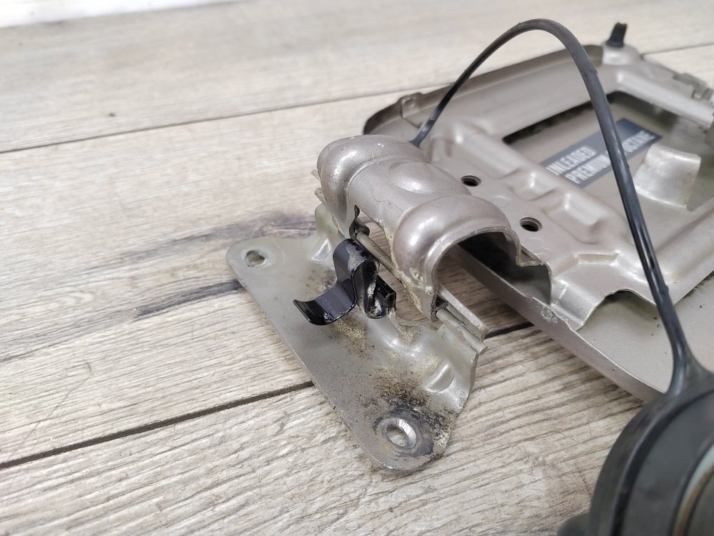 Лючок топливного бака, 700 рублей, Москва