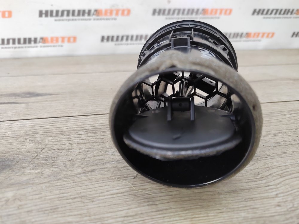 Дефлектор в торпедо, 300 рублей, Москва