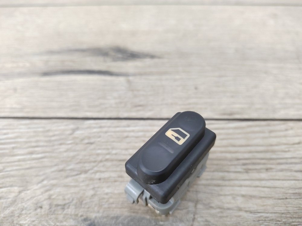 Кнопка центрального замка, 400 рублей, Москва