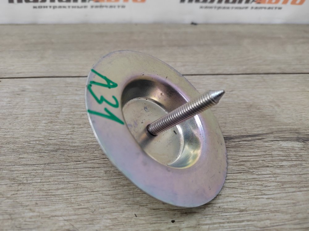 Крепление запасного колеса, 500 рублей, Москва