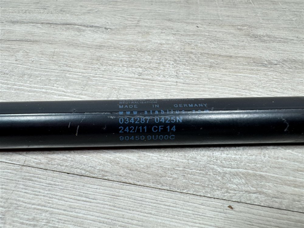 Амортизатор крышки багажника, 500 рублей, Севастополь