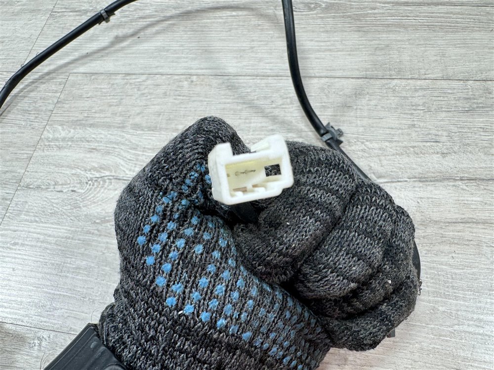 Замок ремня безопасности, 500 рублей, Севастополь