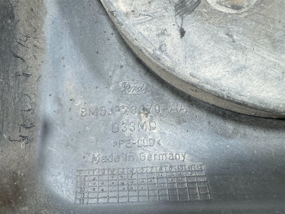 Брызговик, 1100 рублей, Севастополь