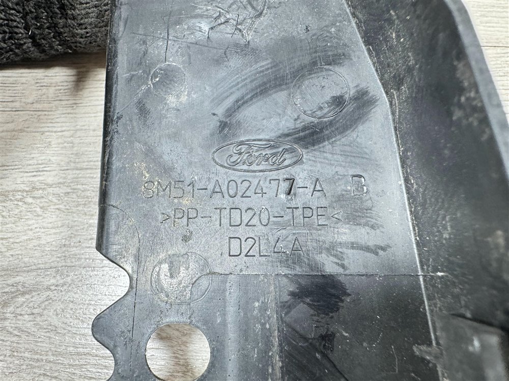 Накладка крыла, 700 рублей, Севастополь