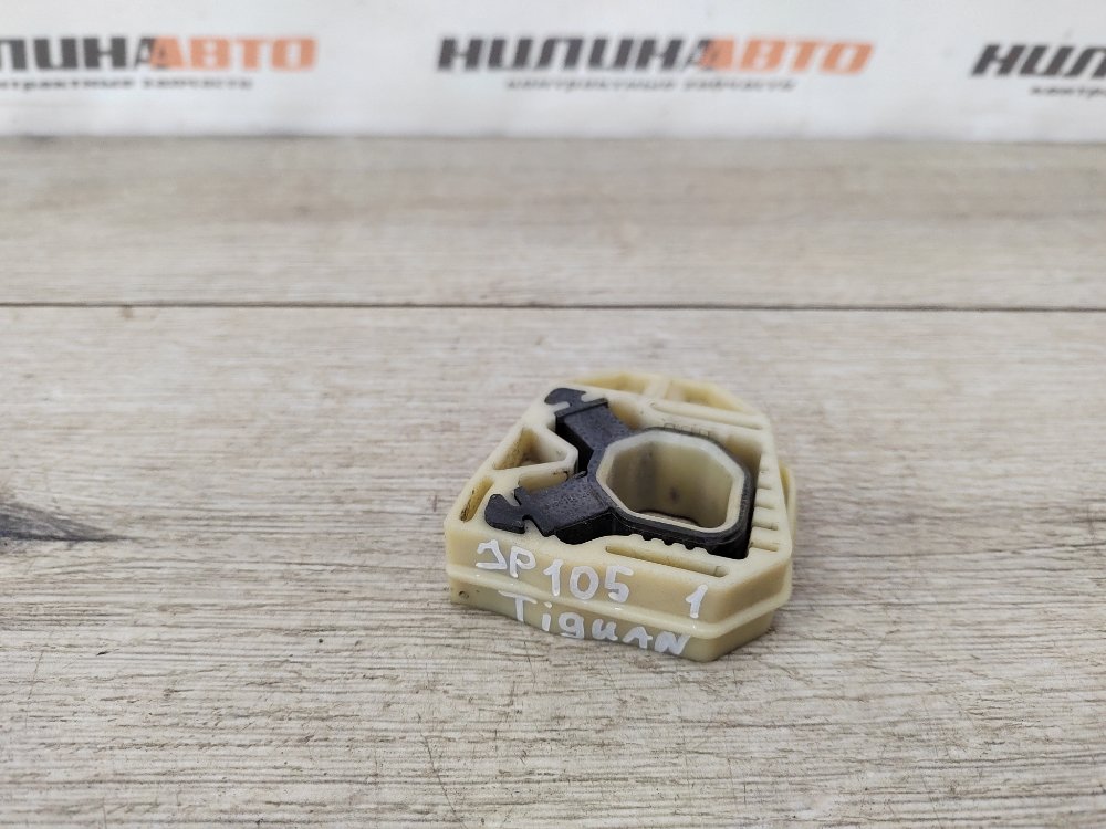 Крепление радиатора, 450 рублей, Москва