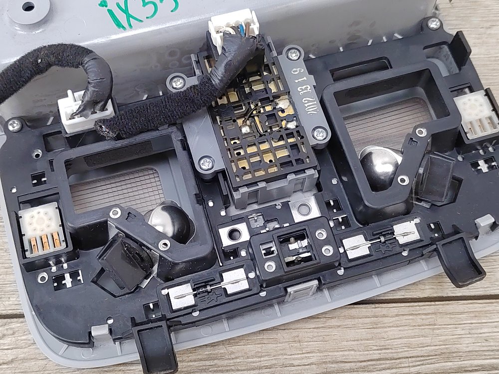 Плафон салона, 3000 рублей, Москва