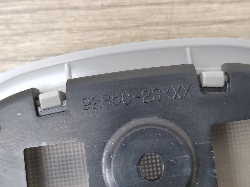 Плафон салона, 800 рублей, Москва