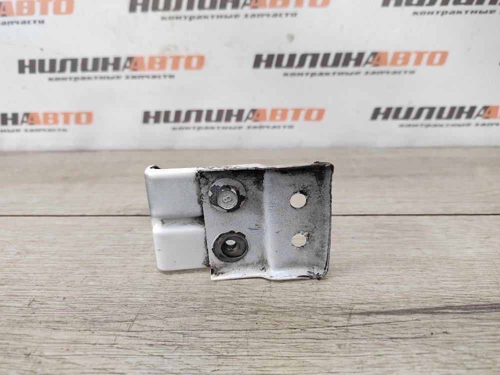 Кронштейн крыла, 800 рублей, Москва