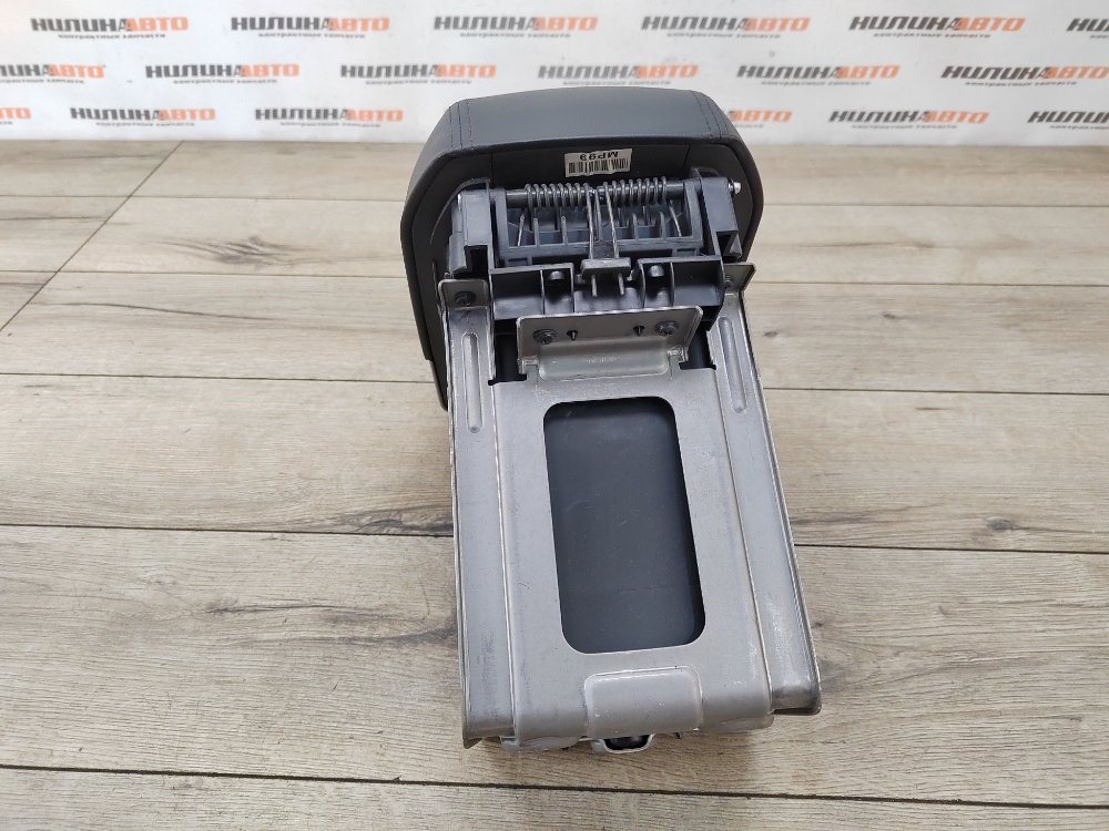 Подлокотник, 3000 рублей, Москва