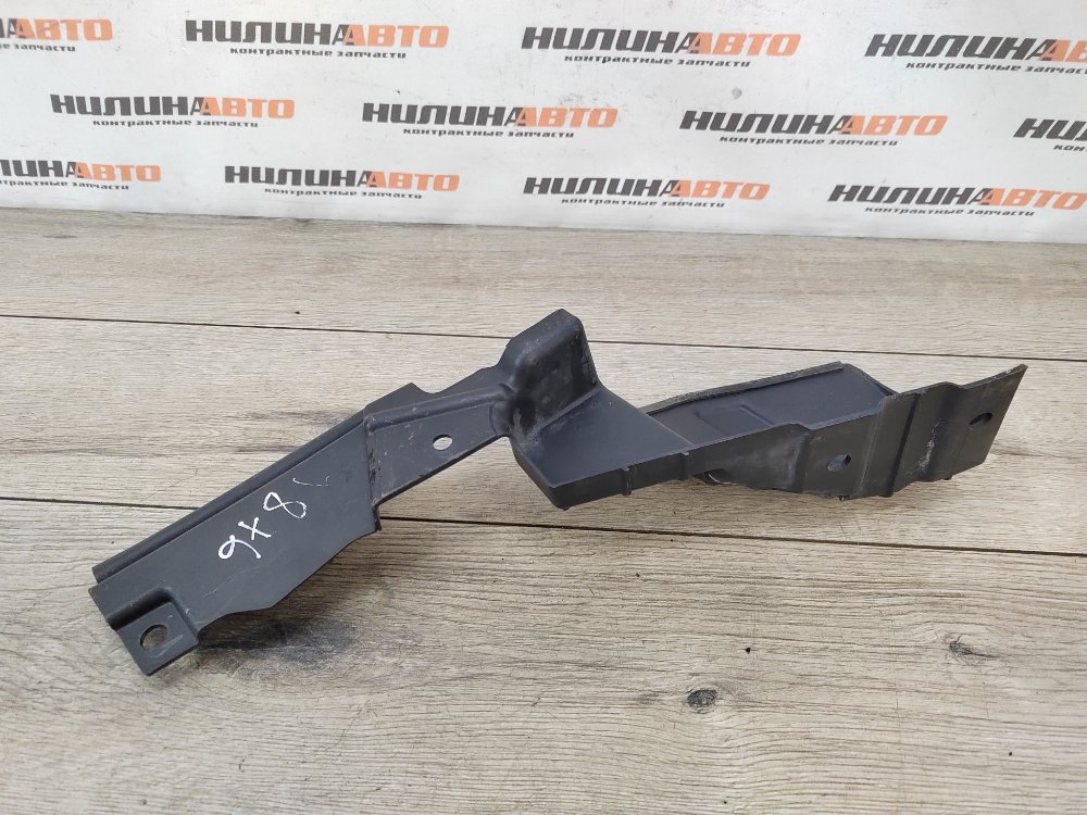 Накладка крыла, 1000 рублей, Москва