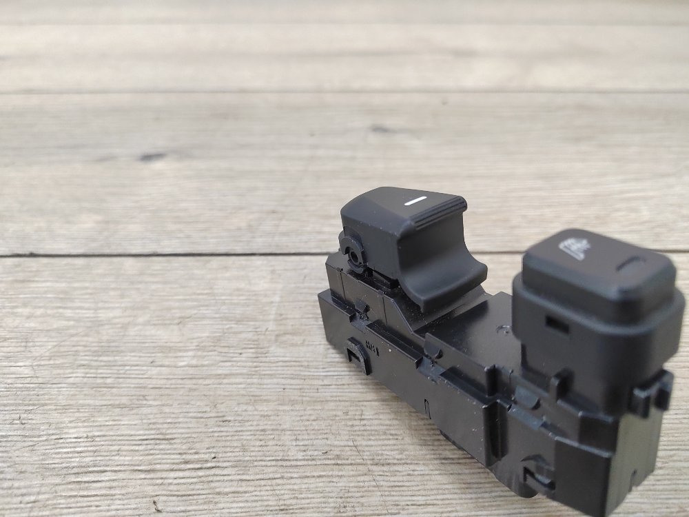 Кнопка стеклоподъемника, 1100 рублей, Москва