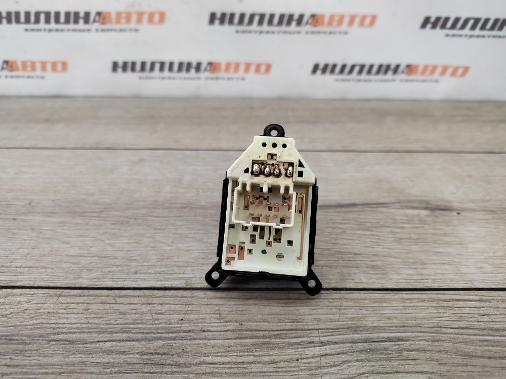 Блок управления зеркалами, 500 рублей, Москва