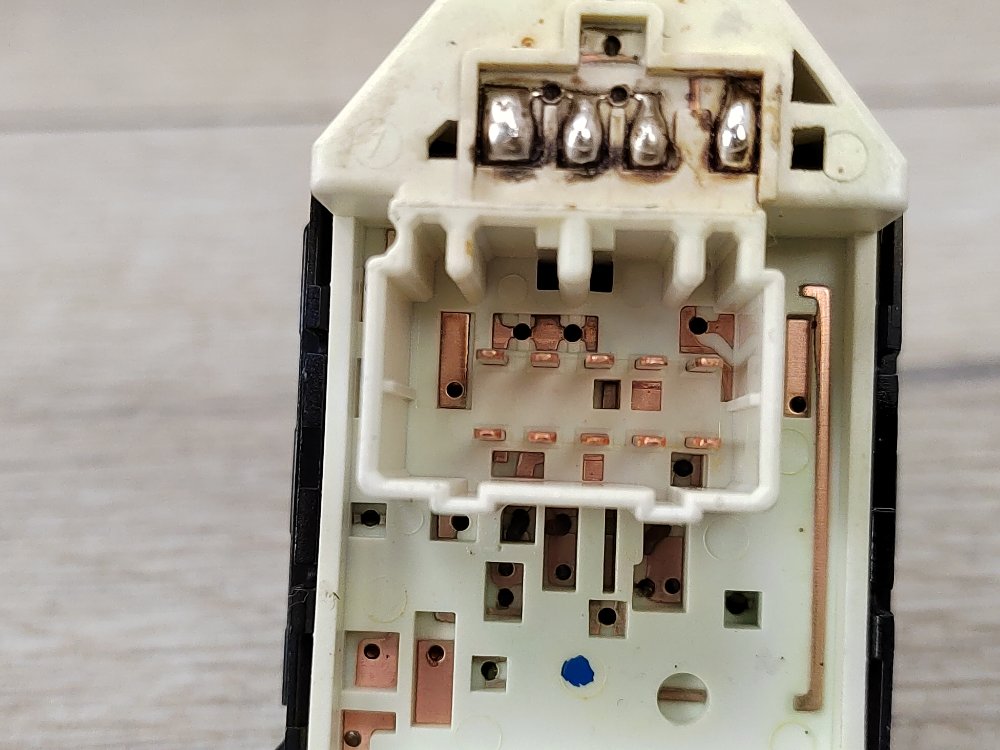 Блок управления зеркалами, 500 рублей, Москва