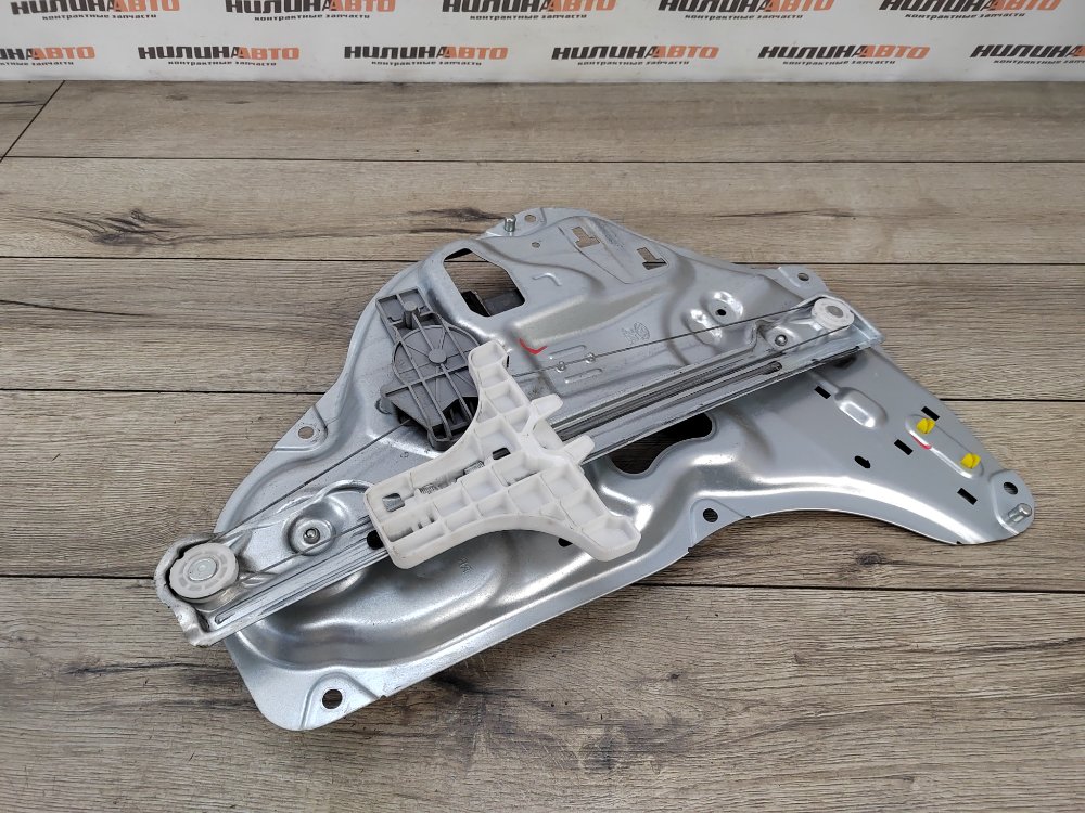 Стеклоподъемник, 2000 рублей, Москва