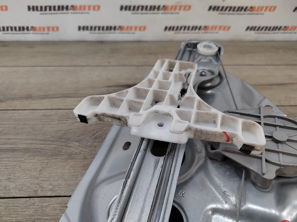 Стеклоподъемник, 2000 рублей, Москва