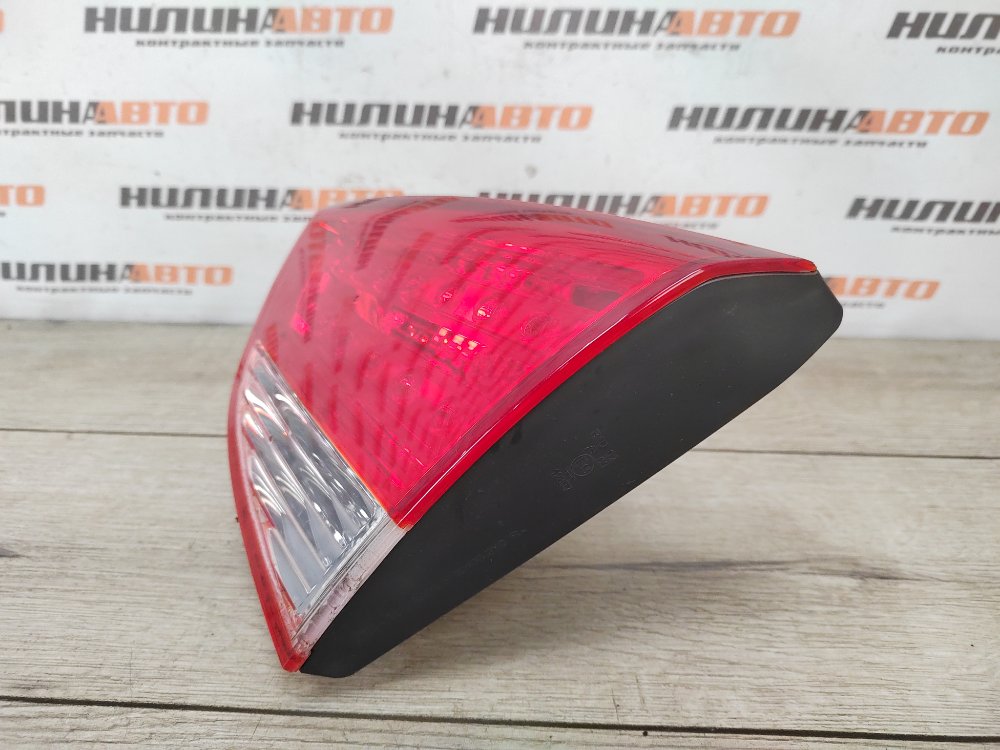 Фонарь в крышку багажника, 3800 рублей, Москва