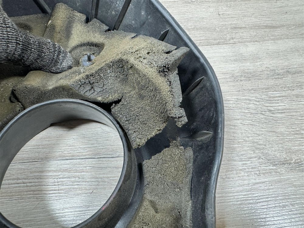 Накладка двигателя, 1500 рублей, Севастополь