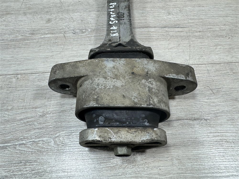 Подушка двигателя, 1500 рублей, Севастополь