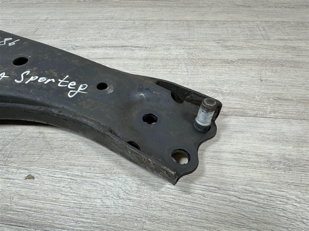 Рычаг передний нижний, 1500 рублей, Севастополь