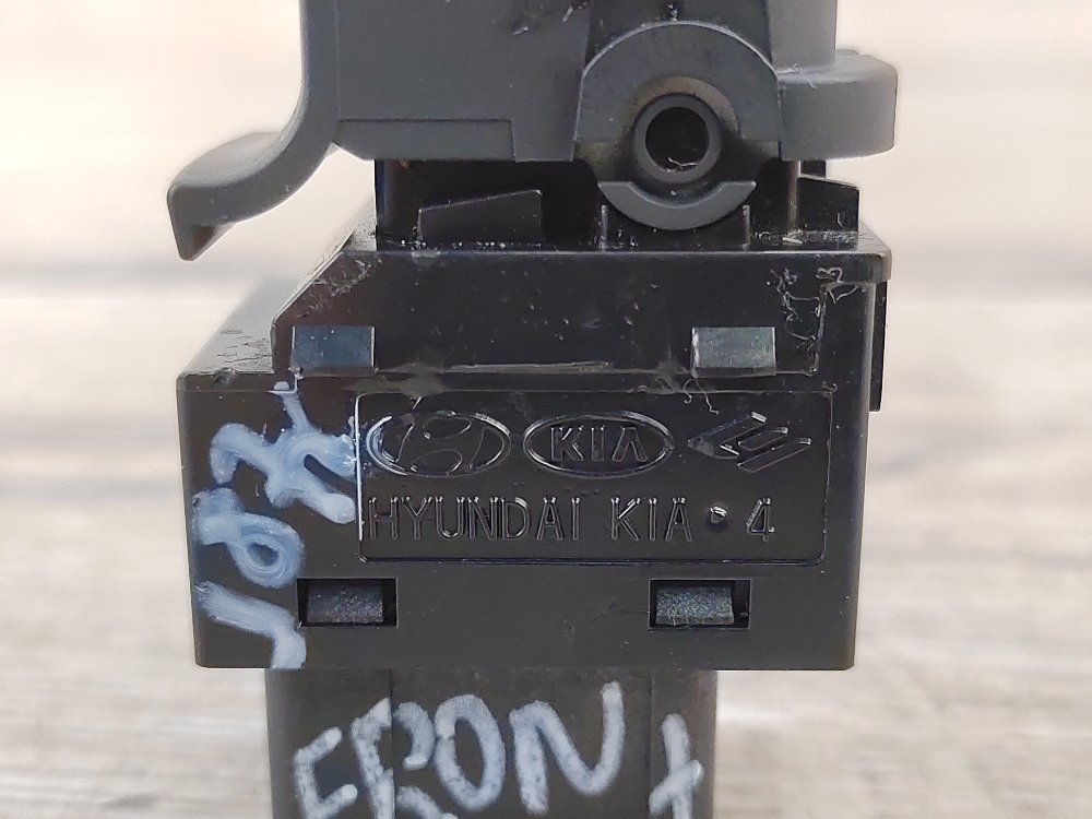 Кнопка стеклоподъемника, 1400 рублей, Москва