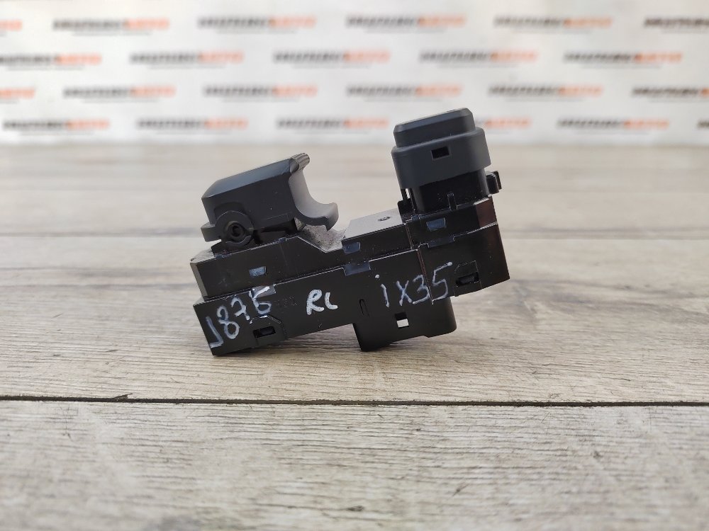 Кнопка стеклоподъемника, 1100 рублей, Москва