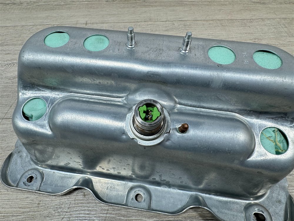 Подушка безопасности в торпедо, 2500 рублей, Севастополь