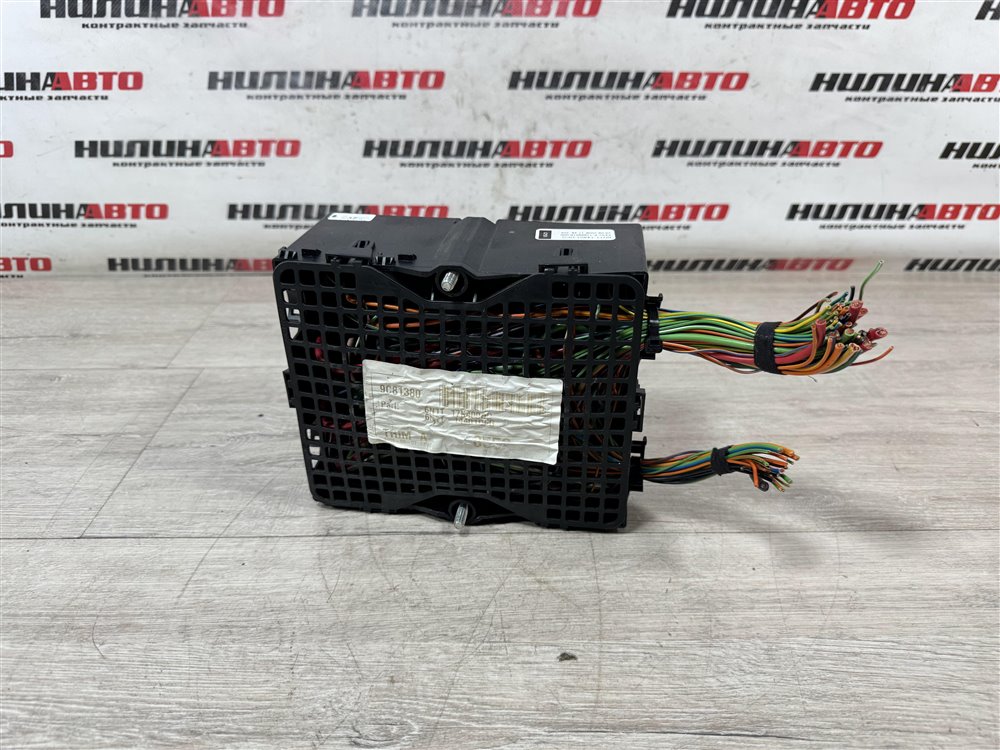 Блок предохранителей под капот, 1000 рублей, Севастополь