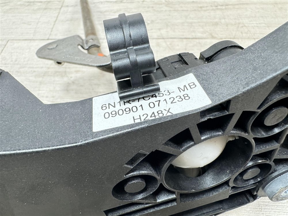 Кулиса МКПП, 3000 рублей, Севастополь