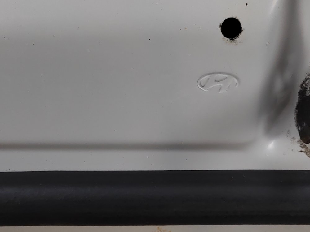 Капот, 10000 рублей, Москва