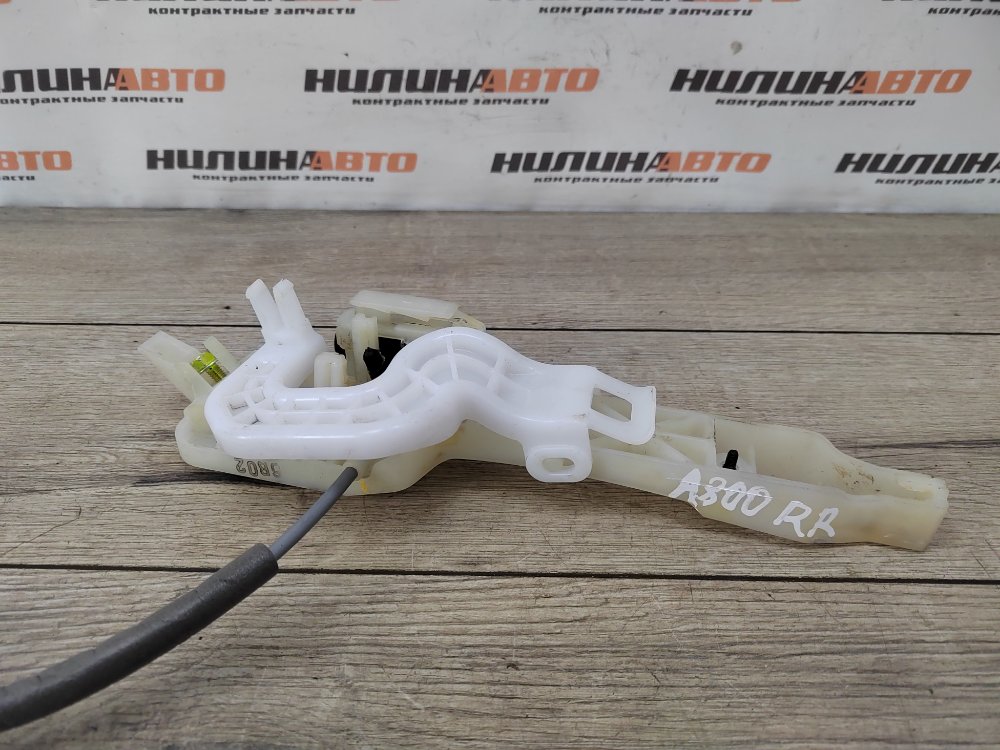 Кронштейн ручки двери, 700 рублей, Москва